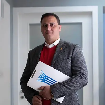 ابرهیم رضا قلی زاده بهترین وکیل طلاق مشهد