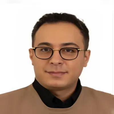 دکتر فاضلی بهترین متخصص لمینت مشهد